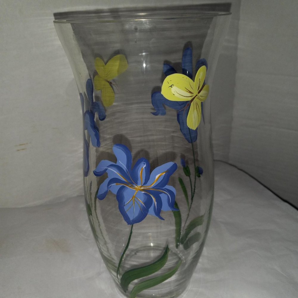 Absolutely Beautiful Hand painted Vase with Blue and Yellow Flowers
